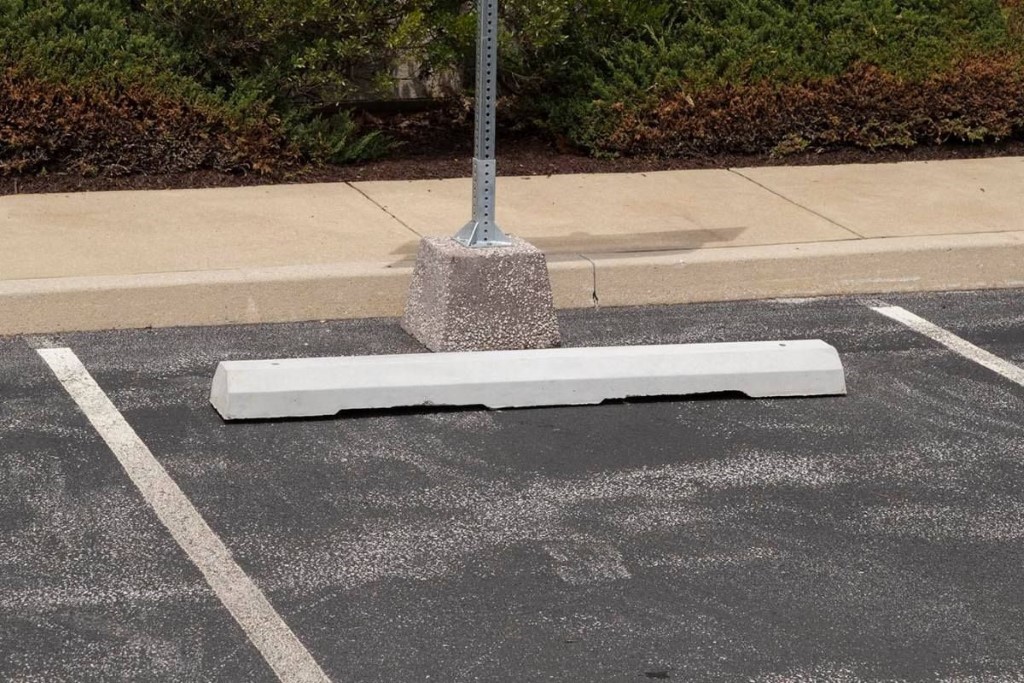 Curbo Precast Concrete Parking Curbs | Precast concrete, Parking curb,  Concrete